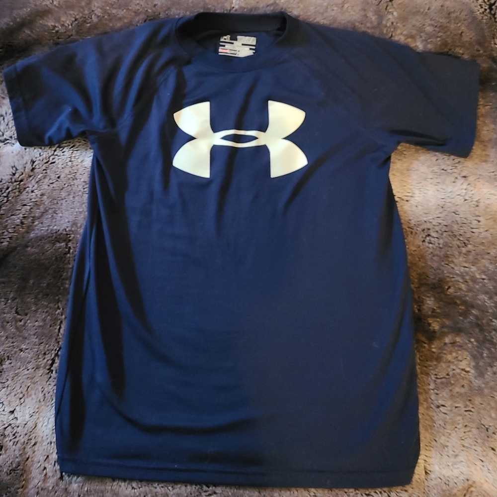 Boys Under Armor Size YMD